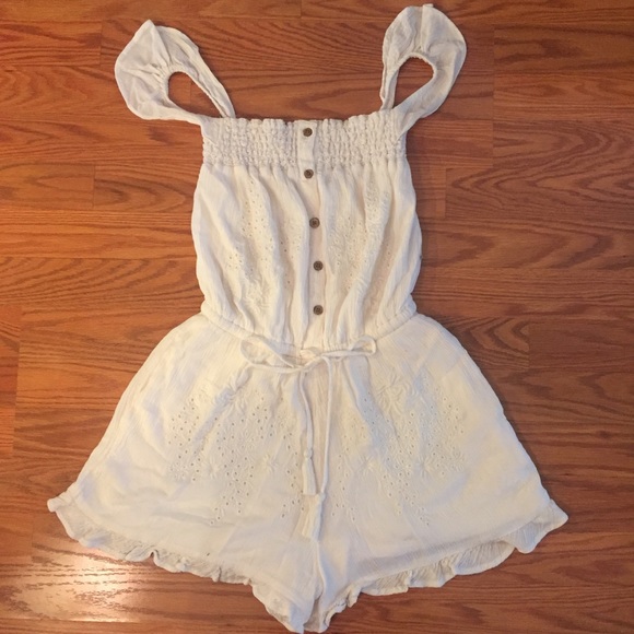 American Eagle Outfitters Other - American Eagle Eyelet White Romper Off Shoulder